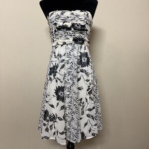 Akrilan Dress Womens Small Black White Strapless Floral Print Ruched Lined Midi
